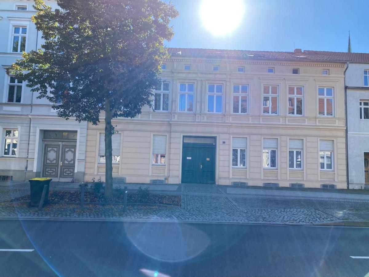 Bismarck 32 - 1raum Stendal